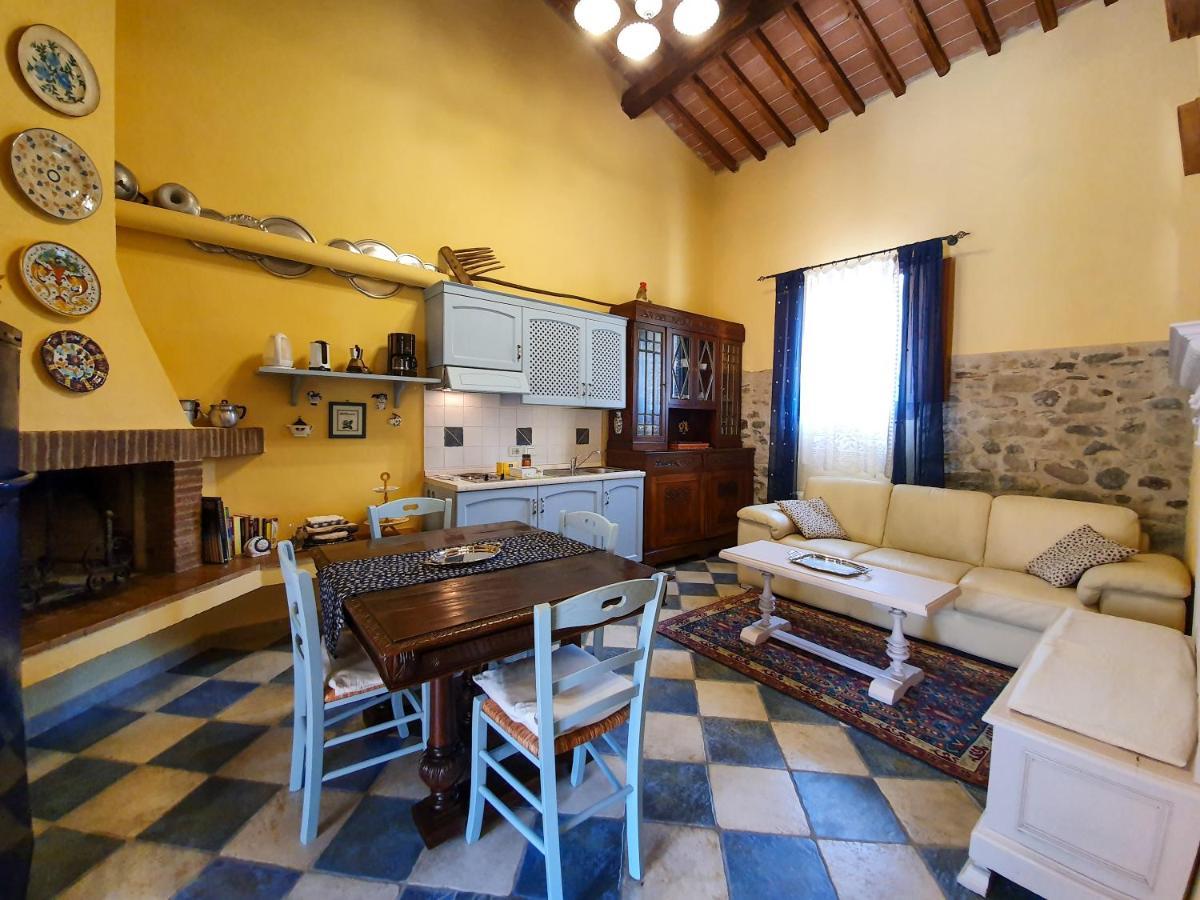 Oasi Lignana Suite Apartments Vellano Eksteriør billede